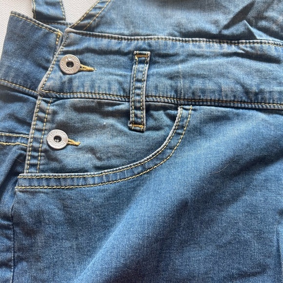 NWT Fiorucci Blue Denim Overalls Shorts Size 26/40 Italian (D3) - Picture 2 of 6